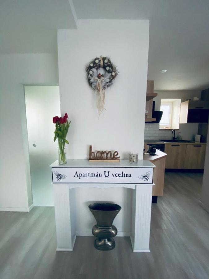 Apartman U Vcelina Chlumec nad Cidlinou Dış mekan fotoğraf