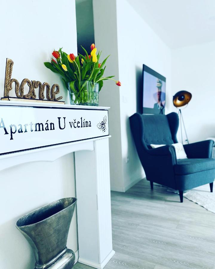 Apartman U Vcelina Chlumec nad Cidlinou Dış mekan fotoğraf